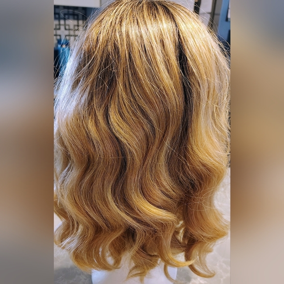 Blonde Ombre Wig - Picture 12 of 12